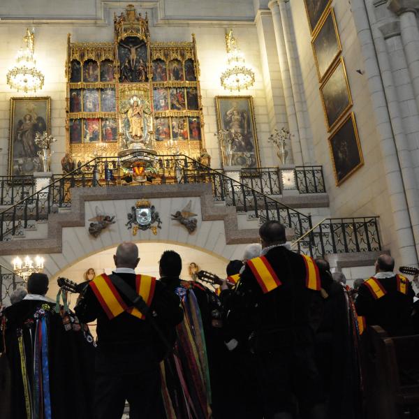 2017-06-03 - Homenaje de Tuna España a la Virgen de la Almudena