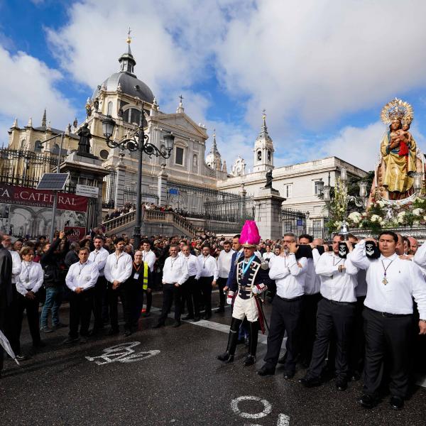 2022-11-9 - Misa y procesión de la Almudena