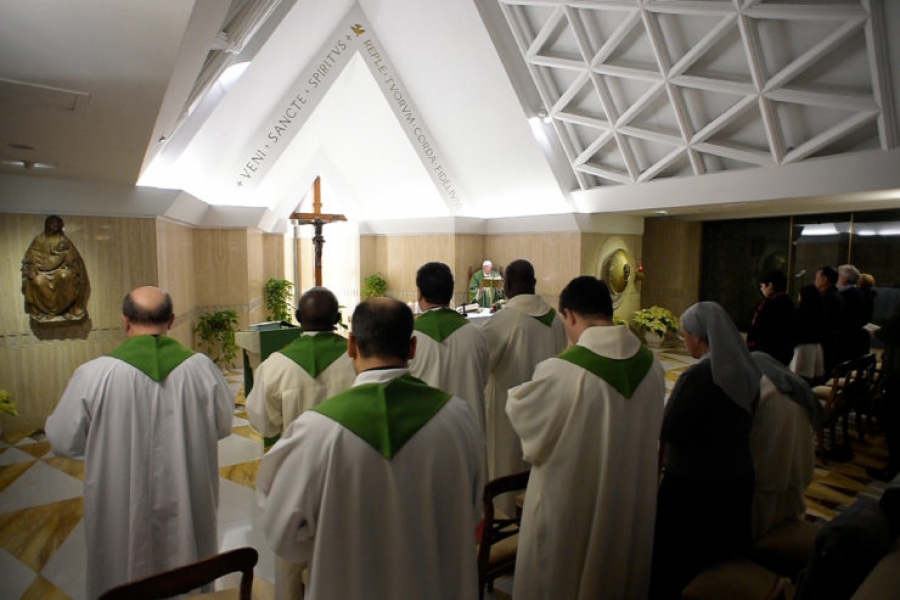 Francisco en Sta. Marta: en las dificultades saber decir &#039;Contento Señor, contento&#039;