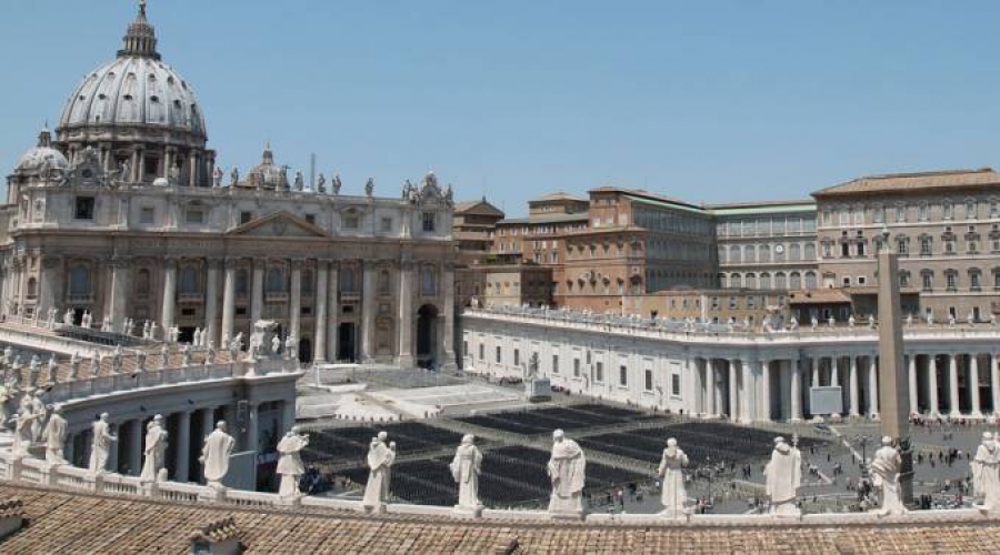 Vaticano: 3 laicos entre los 16 nuevos miembros de la Secretaría de Comunicación