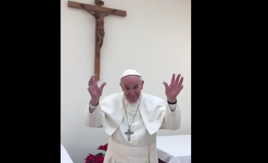 Felicitación navideña del Papa en lengua de signos