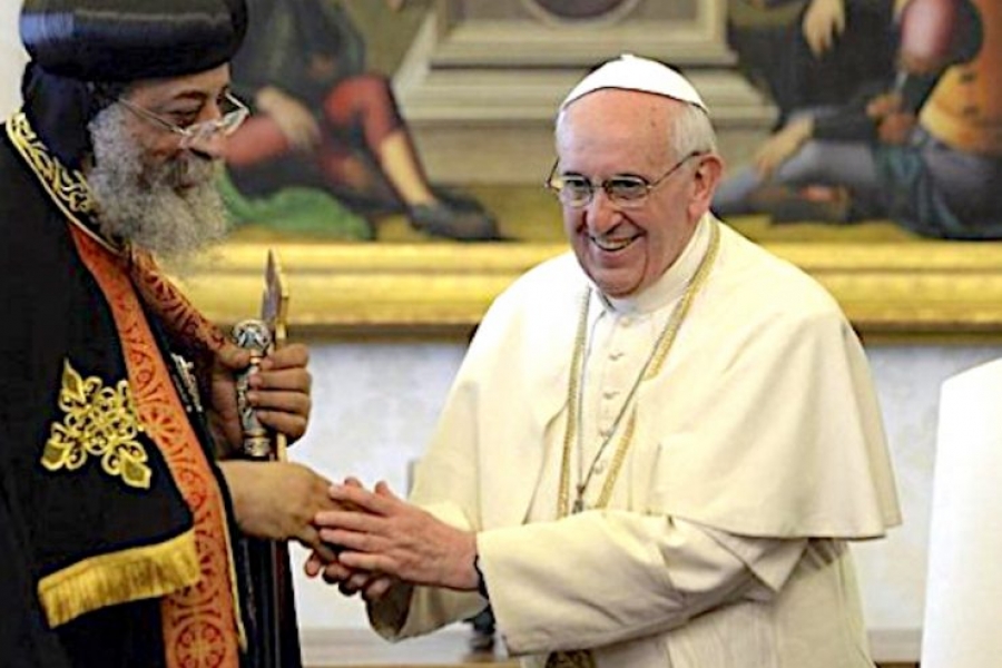 Francisco a Tawadros II: «Los cristianos debemos dar testimonio juntos»