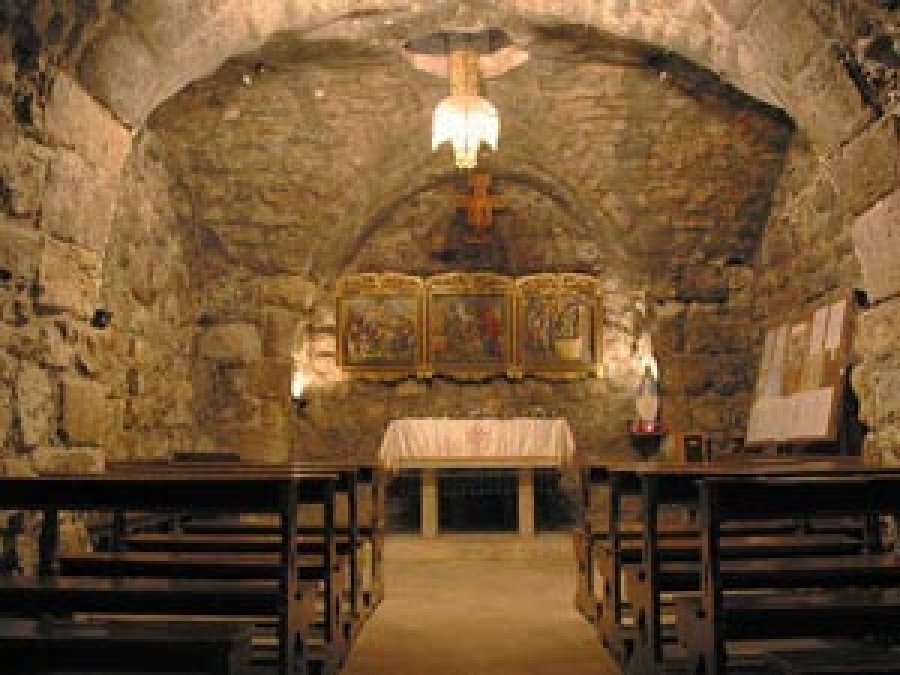 Día de bombardeos en Damasco, el monasterio franciscano en el barrio de Bab Touma tocado