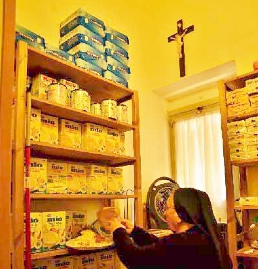 El dispensario pediátrico del Vaticano presenta su página web
