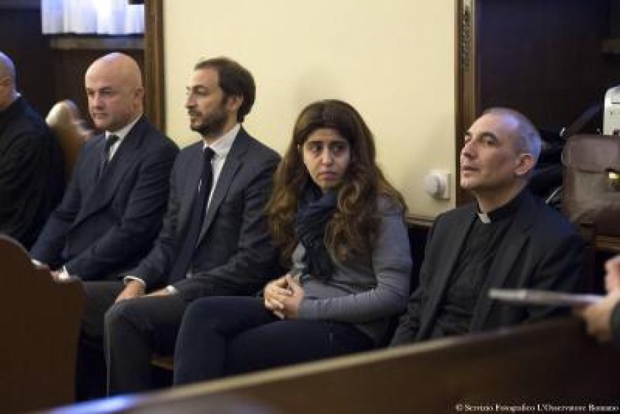 Primera audiencia del proceso por la divulgación de informaciones y documentos confidenciales