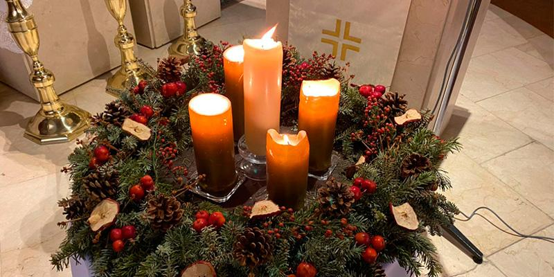 La parroquia Nuestra Señora de los Desamparados y san Lucas nos da unas indicaciones para preparar una corona de Adviento