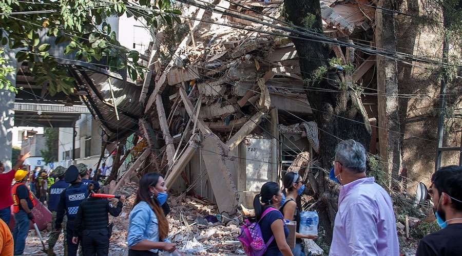 Obispos de México anuncian colecta por damnificados de terremoto