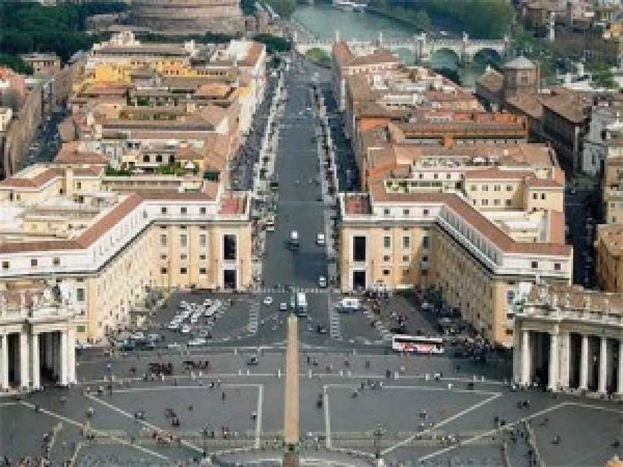 El Papa visita los dicasterios de la Curia romana