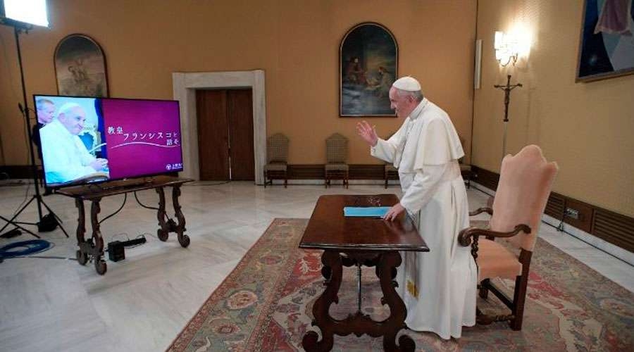 Así combate el Papa Francisco la tentación del narcisismo