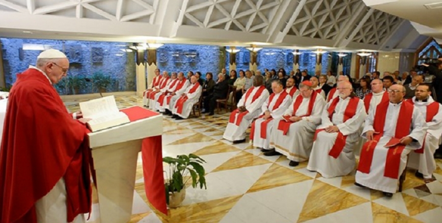 El Papa en Santa Marta: el cristiano debe abajarse como lo hizo Jesús