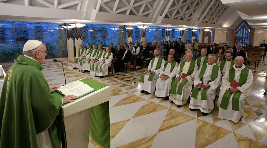 Papa Francisco: ¿Respondes con obras al perdón de Jesús o buscas la «santidad de imagen»?