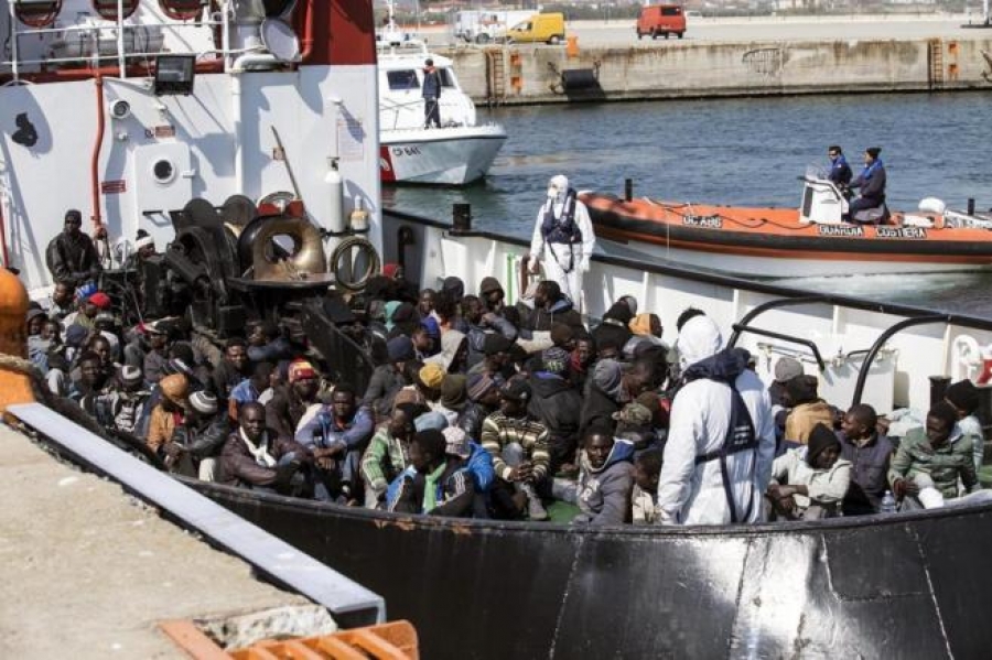 Unos 700 desaparecidos en los naufragios de esta semana en el Mediterráneo