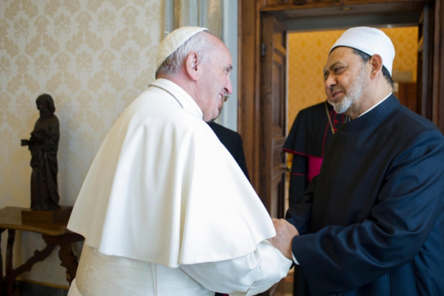 El Papa al Imán de Al Azhar: &#039;El encuentro es el mensaje&#039;