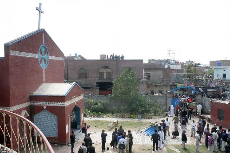 Padres perdonan a terrorista que mató con bomba a su hijo guardián de una iglesia