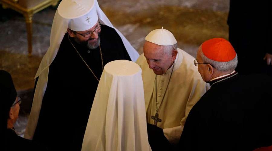 El Papa Francisco pide que callen las armas en Ucrania y que se abra el camino a la paz
