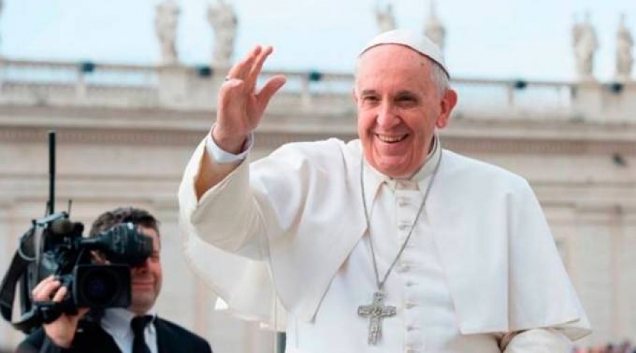 El Papa Francisco visitará al Presidente de Italia