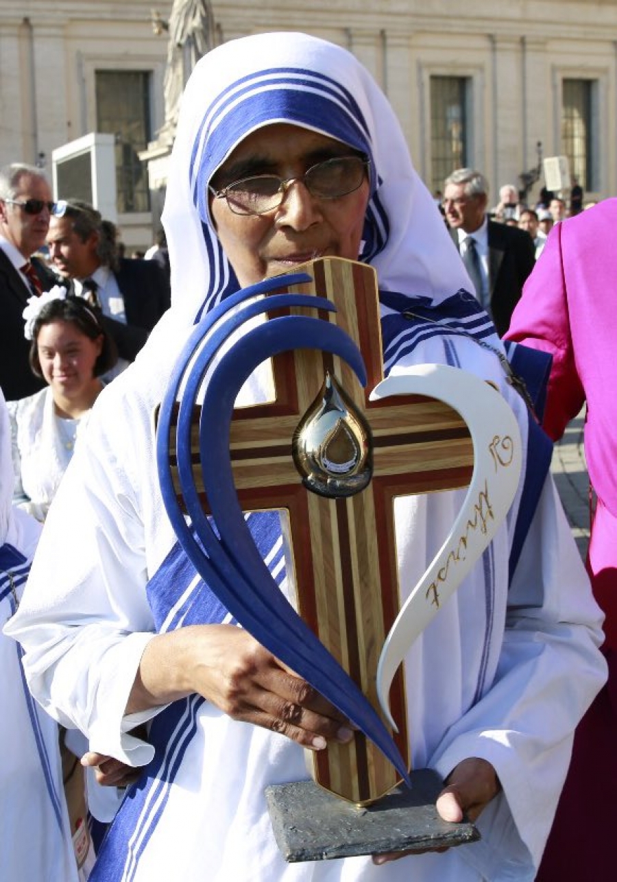 Santa Teresa de Calcuta: El significado espiritual del relicario en su canonización