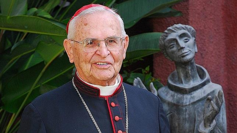Fallece el cardenal brasileño Arns: el Papa envía su pésame