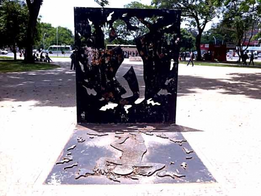 Acto en Brasilia en recuerdo de un líder indígena asesinado