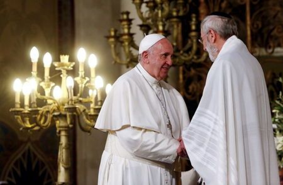 El Papa en la sinagoga: ‘Pertenecemos a una única familia’