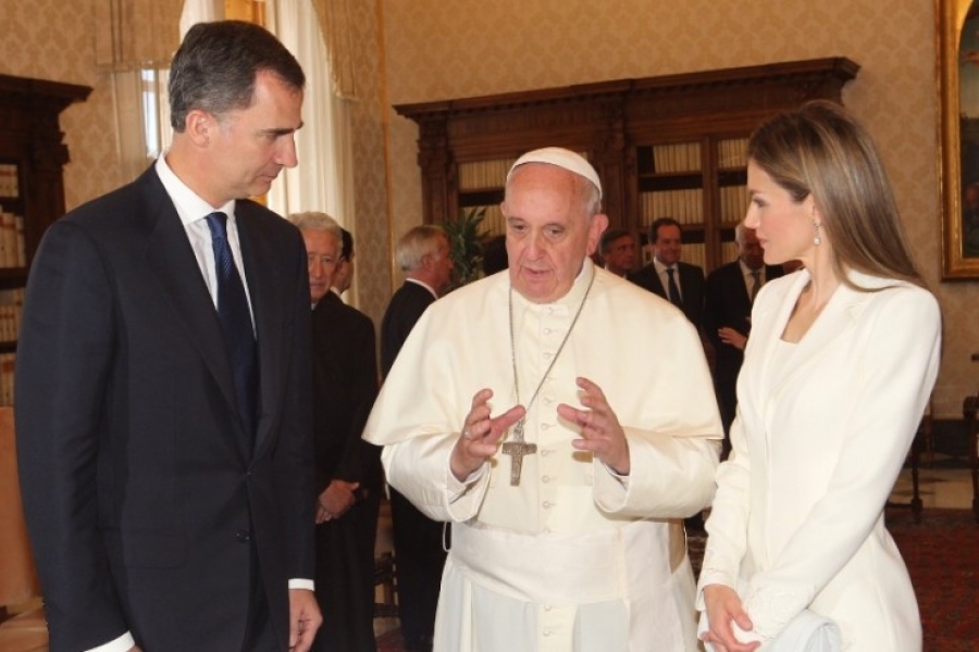 Francisco envía un mensaje al rey Felipe VI durante su viaje a México