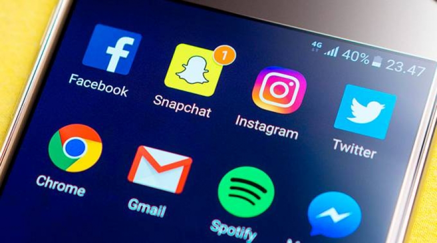 Obispos filipinos piden a católicos dejar de difundir noticias falsas en redes sociales