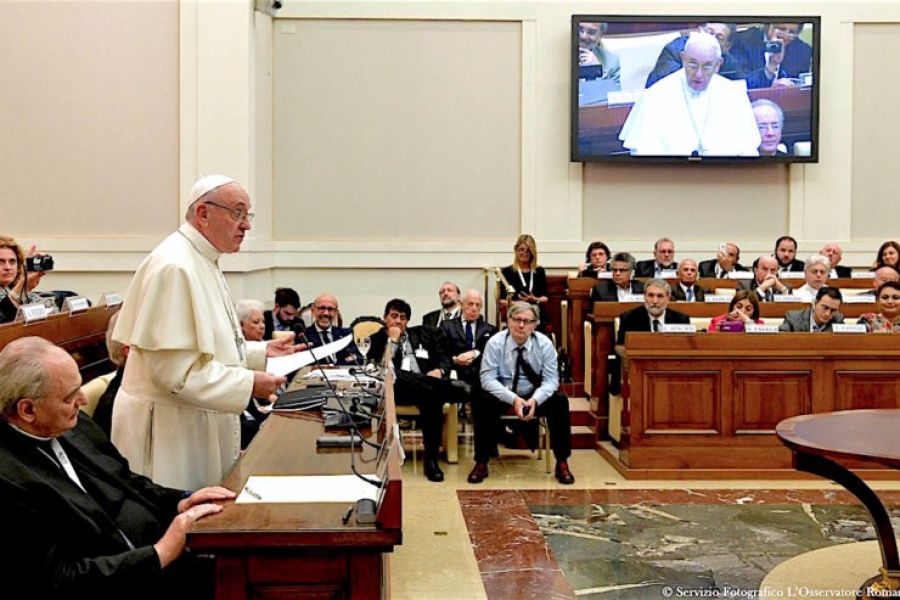 El Papa en la Academia de las Ciencias reitera que el acceso al agua potable es un derecho humano básico