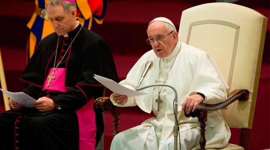 El Papa enfatiza: Las homilías no deben durar más de diez minutos