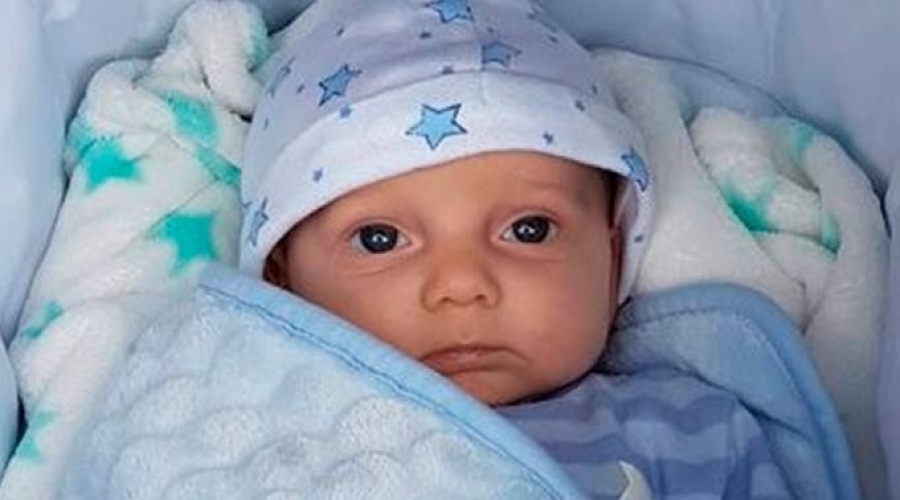 Abogada designada para defender a Charlie Gard dirige una organización pro-eutanasia