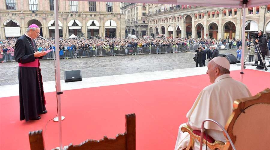 El Papa al mundo del trabajo en Bolonia: Detrás del desempleo hay traición al bien común