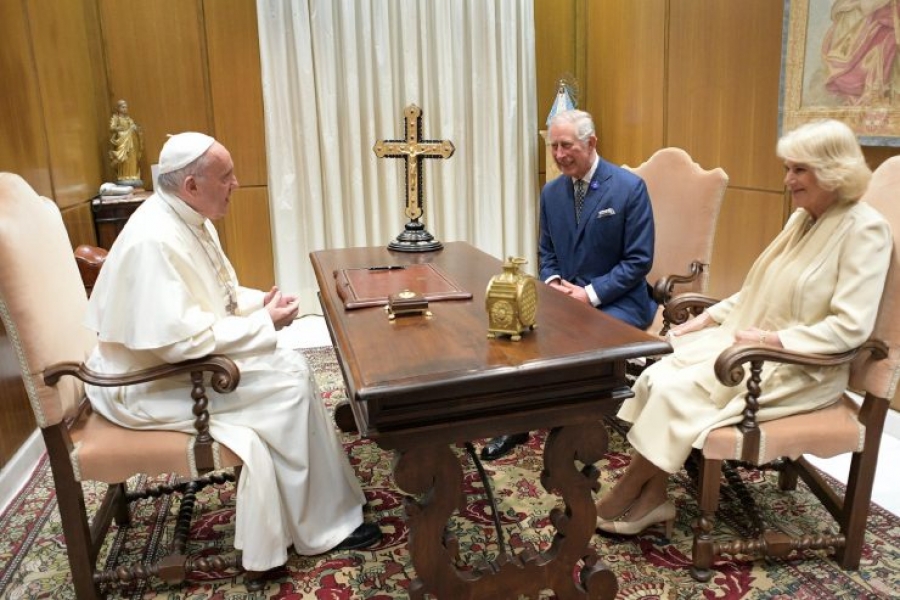 El Papa concede audiencia privada al príncipe Carlos y su consorte Camilla