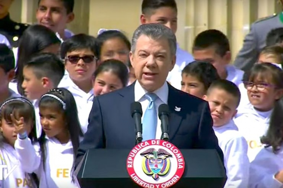 Santos al Papa: «Gracias por venir en este momento histórico»