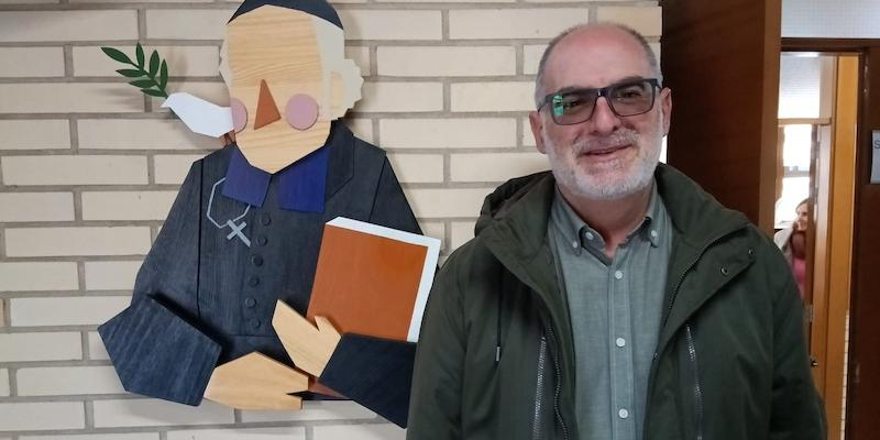 El cardenal Osoro ordena diácono a un religioso en el colegio de los Hermanos de la Sagrada Familia