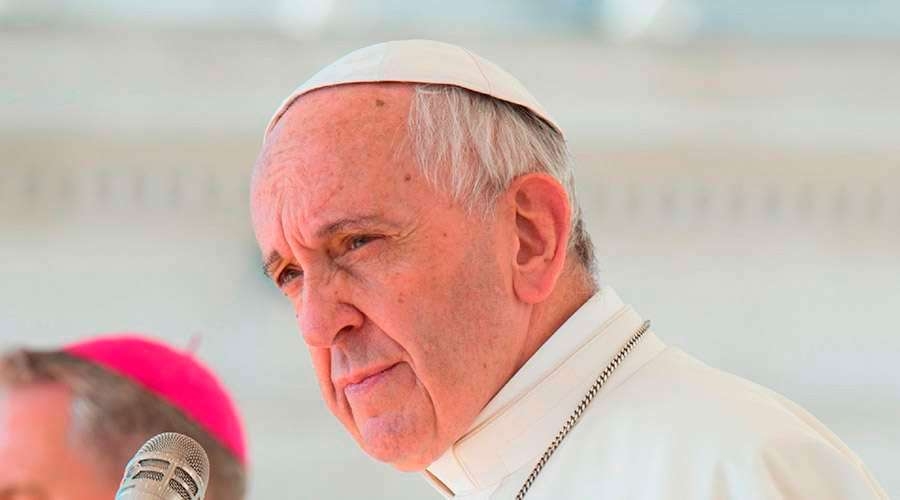 Papa Francisco se reunió por sorpresa con víctimas de abusos sexuales en Chile