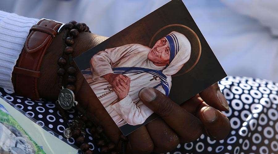 Santa Teresa de Calcuta nombrada Copatrona de la Arquidiócesis donde entregó su vida