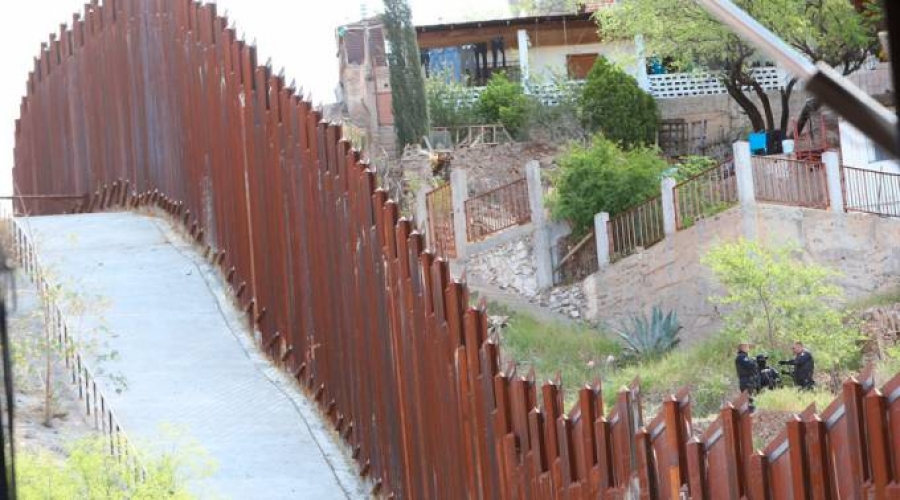 Enérgica respuesta de los obispos de México al muro fronterizo de Trump