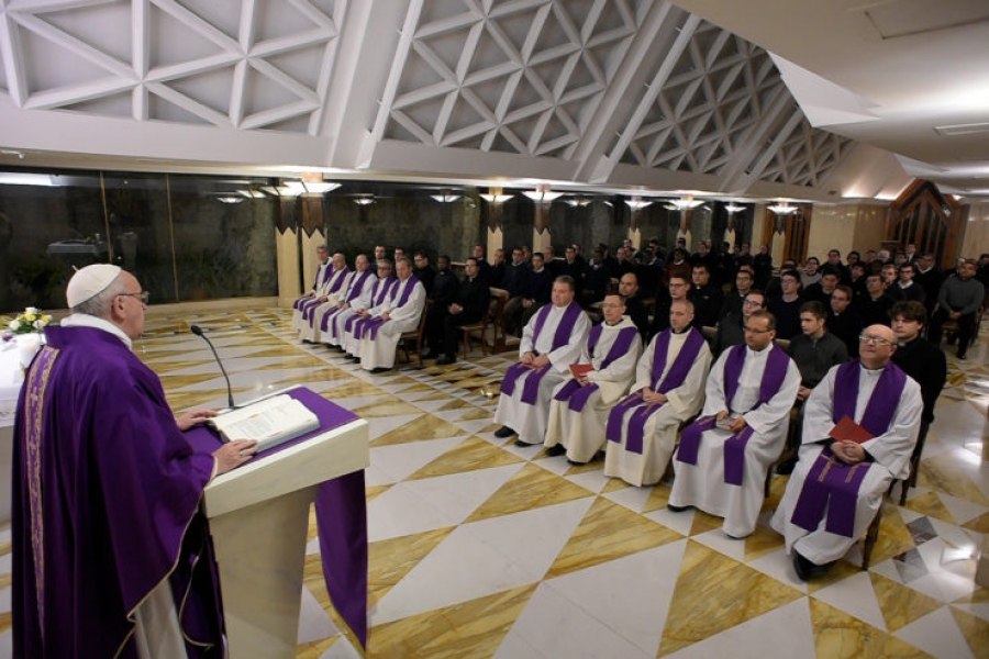Francisco en Santa Marta: &#039;Si el Señor me ha perdonado tanto, ¿quién soy yo para no perdonar?&#039;
