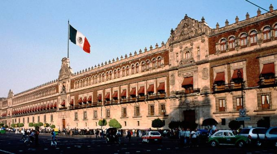 Francisco será el primer Papa en visitar Palacio Nacional de México