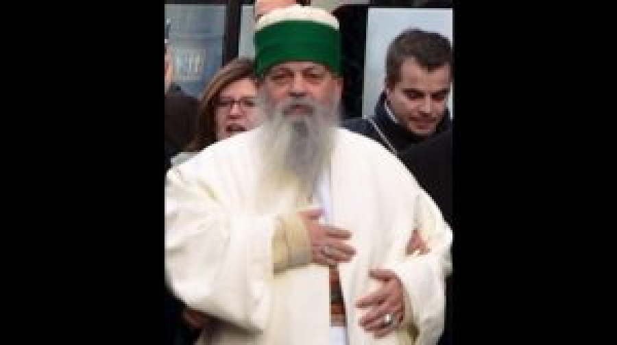 El encuentro de Francisco con el jefe de los Bektashi de &#039;hermano a hermano&#039;