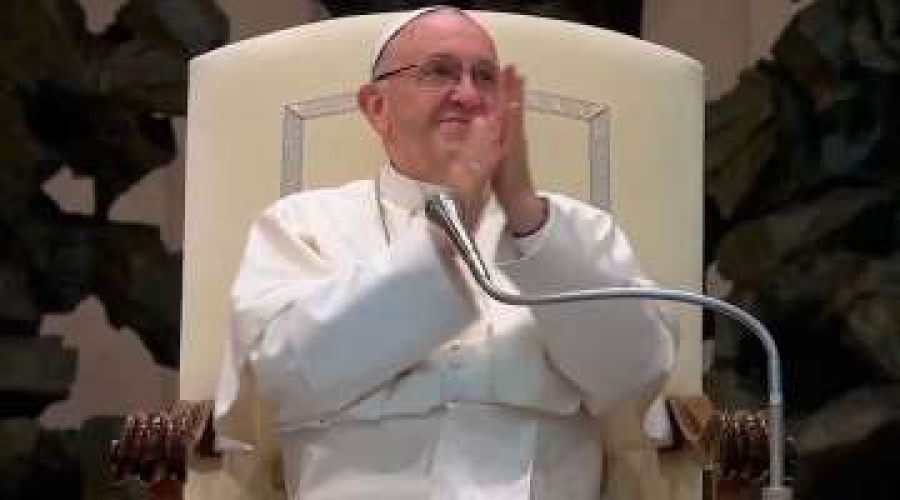 Papa Francisco disfrutó de espectáculo de circo en el Vaticano