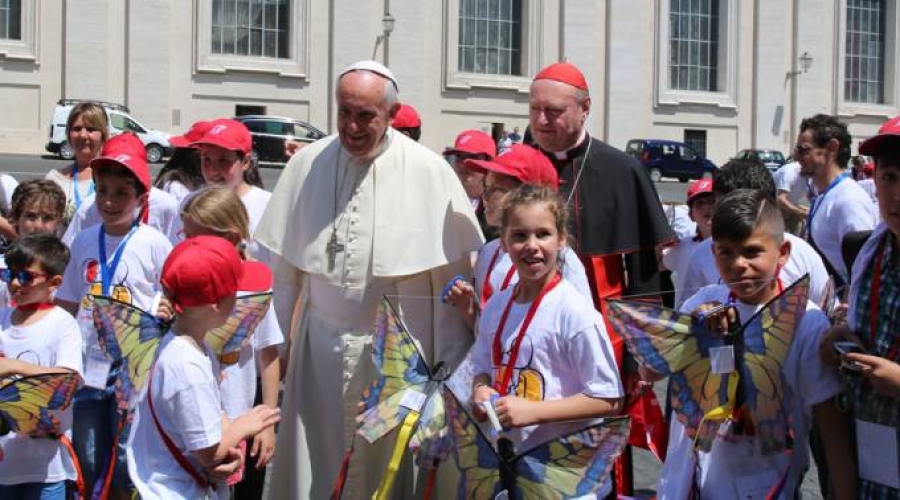 El papa Francisco responderá preguntas de niños en su próxima visita a una parroquia en Roma