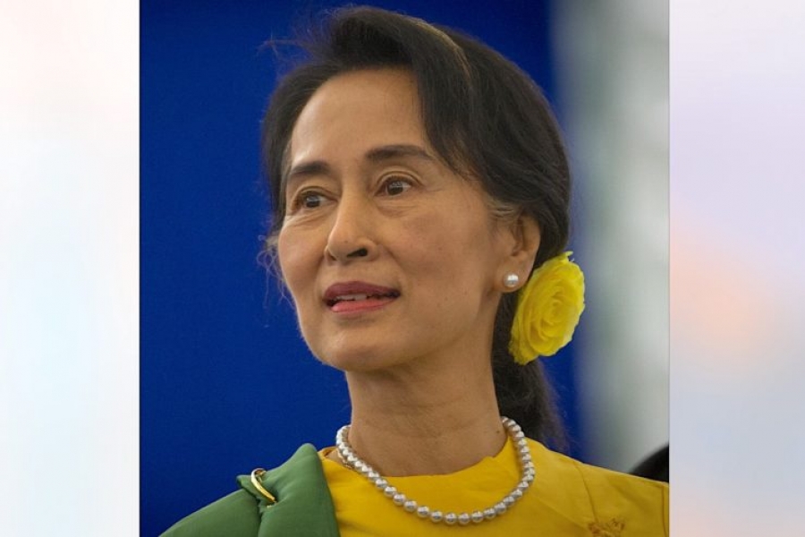 El Papa recibe a Aung San Suu Kyi. Birmania reanuda relaciones plenas con la Santa Sede