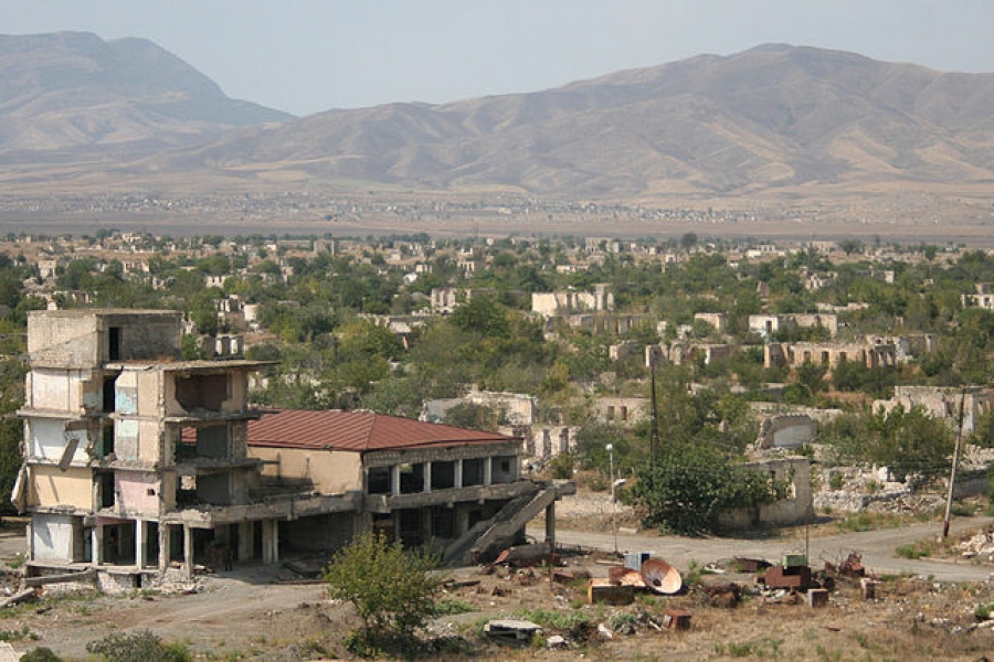 Decenas de víctimas en los enfrentamientos en Nagorno-Karabakh