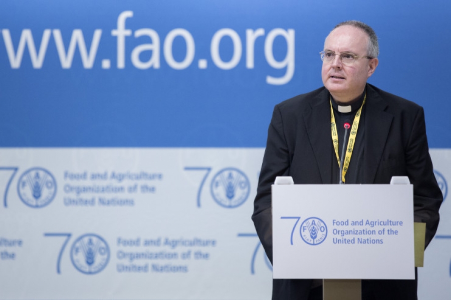 Pesca y acuicultura: intervención de monseñor Fernando Chica ante la FAO