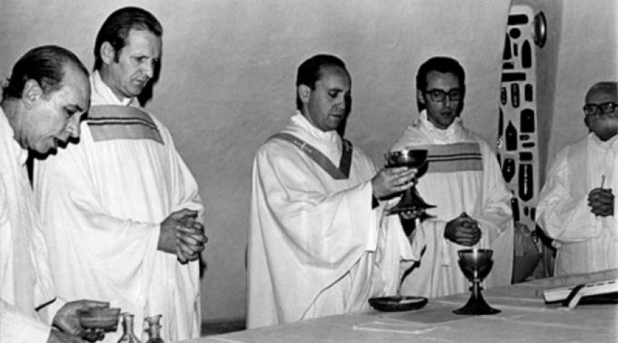 El Papa Francisco celebra hoy 47 años de ordenado sacerdote