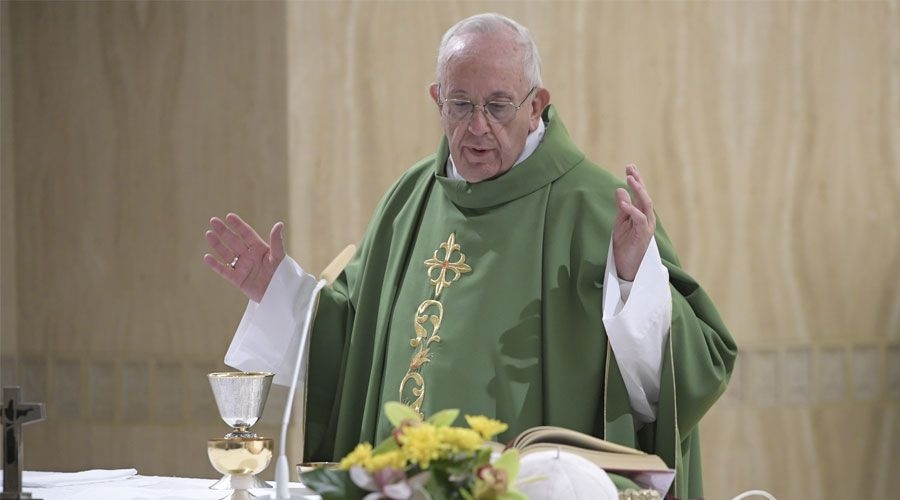 El Papa invita a reflexionar sobre la muerte: «Nos hará bien a todos»