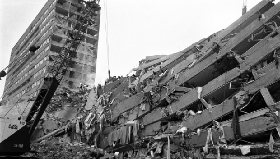 Terremoto es ocasión de reflexión para volver a Dios, afirma obispo mexicano