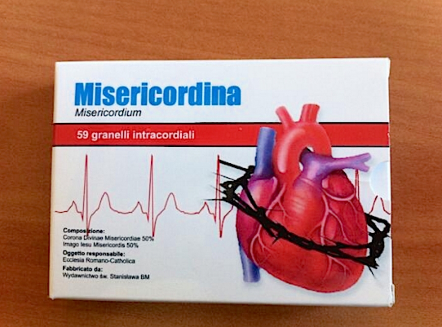 Vuelve la ‘Misericordina-Plus’: distribuyen 40 mil en la Plaza de San Pedro