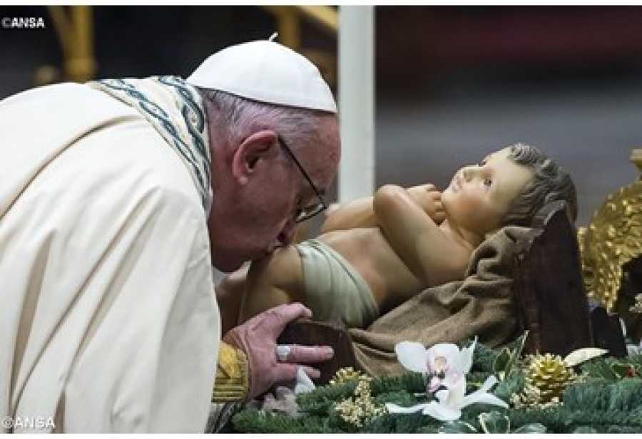Francisco en la solemnidad de la Madre de Dios: «La mirada maternal de María nos libra de la orfandad»