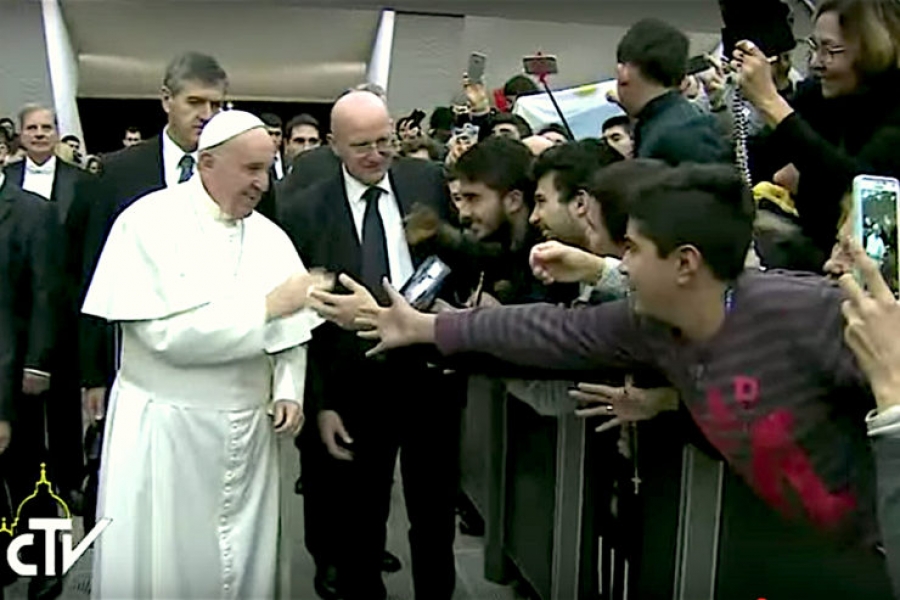 El Papa en la audiencia: &#039;Al mirar las estrellas confiar en la promesa de Dios&#039;